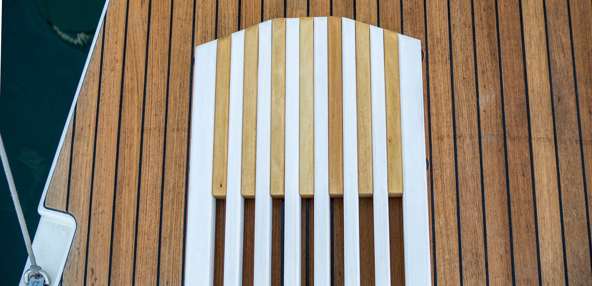 Executive Gangway – Premium Wooden Gangway for Yachts White/Brown