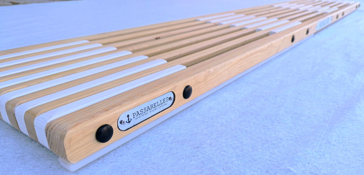 Executive Gangway – Wooden Gangway for Yachts Brown/White
